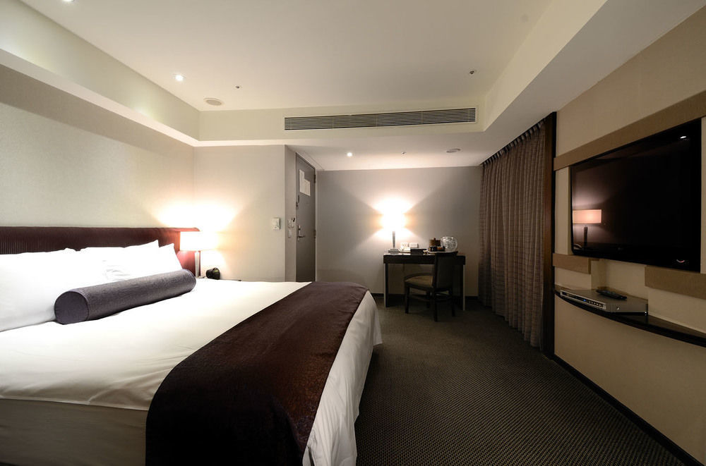 เค โฮเต็ล ยุงเหอ Hotel หยงเหอ ภายนอก รูปภาพ