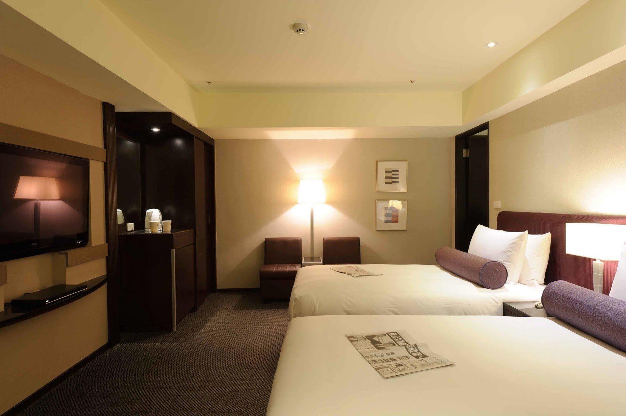 เค โฮเต็ล ยุงเหอ Hotel หยงเหอ ภายนอก รูปภาพ